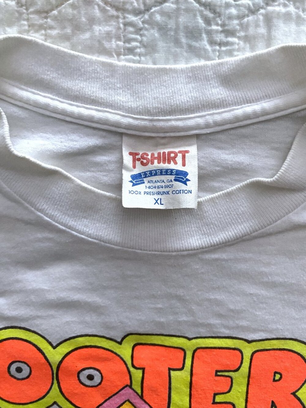 Hooters - Vintage 1989 Ft. Lauderdale Surf Team Graphic T-Shirt - Size XL - Picture 7 of 14